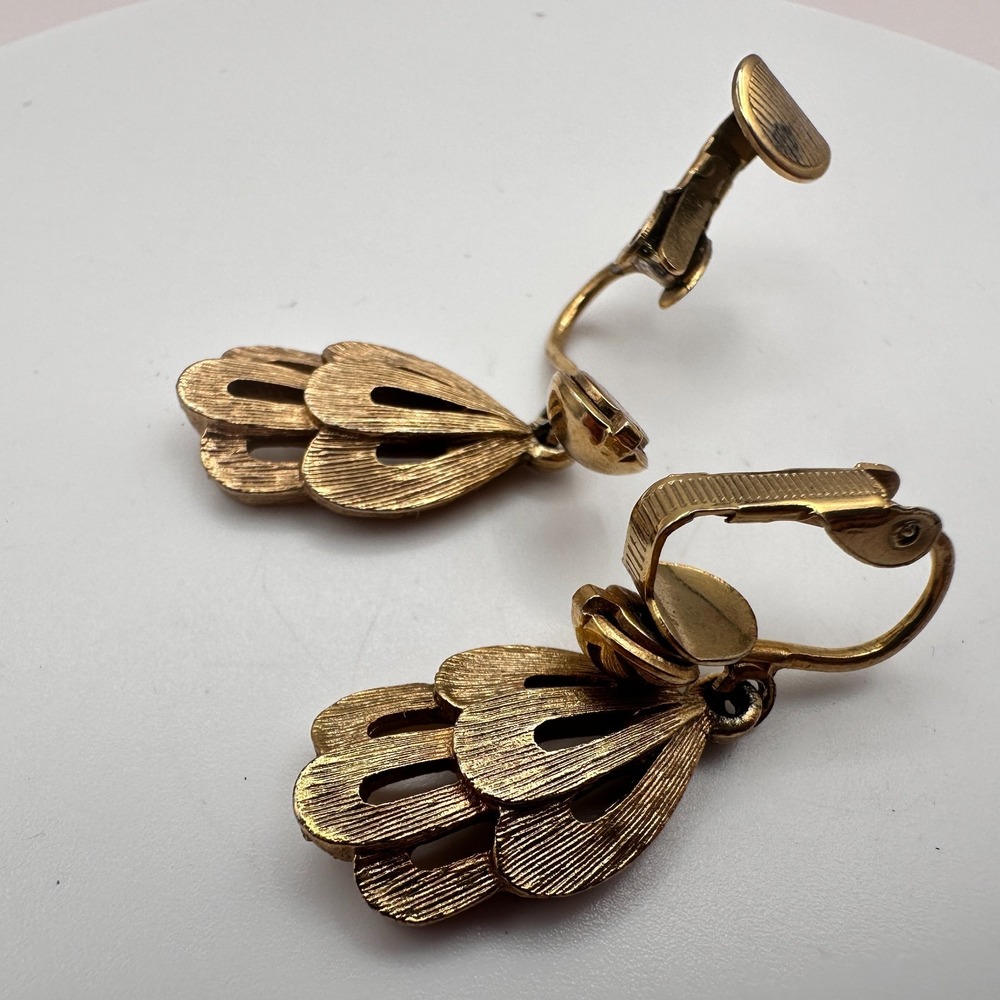 Vintage 80s Gold Tone Textured Tiered Fan Dangle Earrings Boho Fashion Jewelry